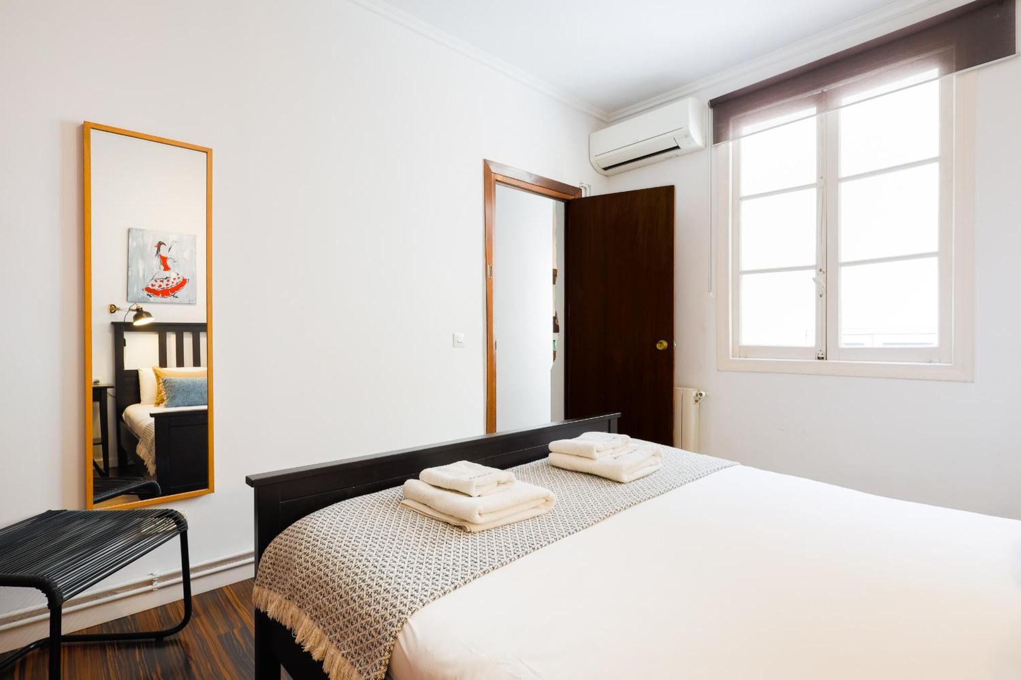 C92 - Rustic Two Bedrooms Apartment With Terrace Malaga Exterior photo