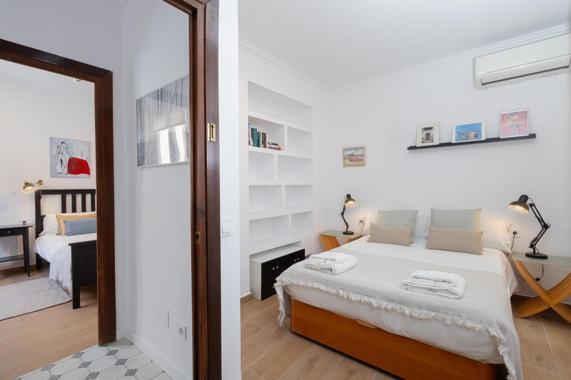 C92 - Rustic Two Bedrooms Apartment With Terrace Malaga Exterior photo