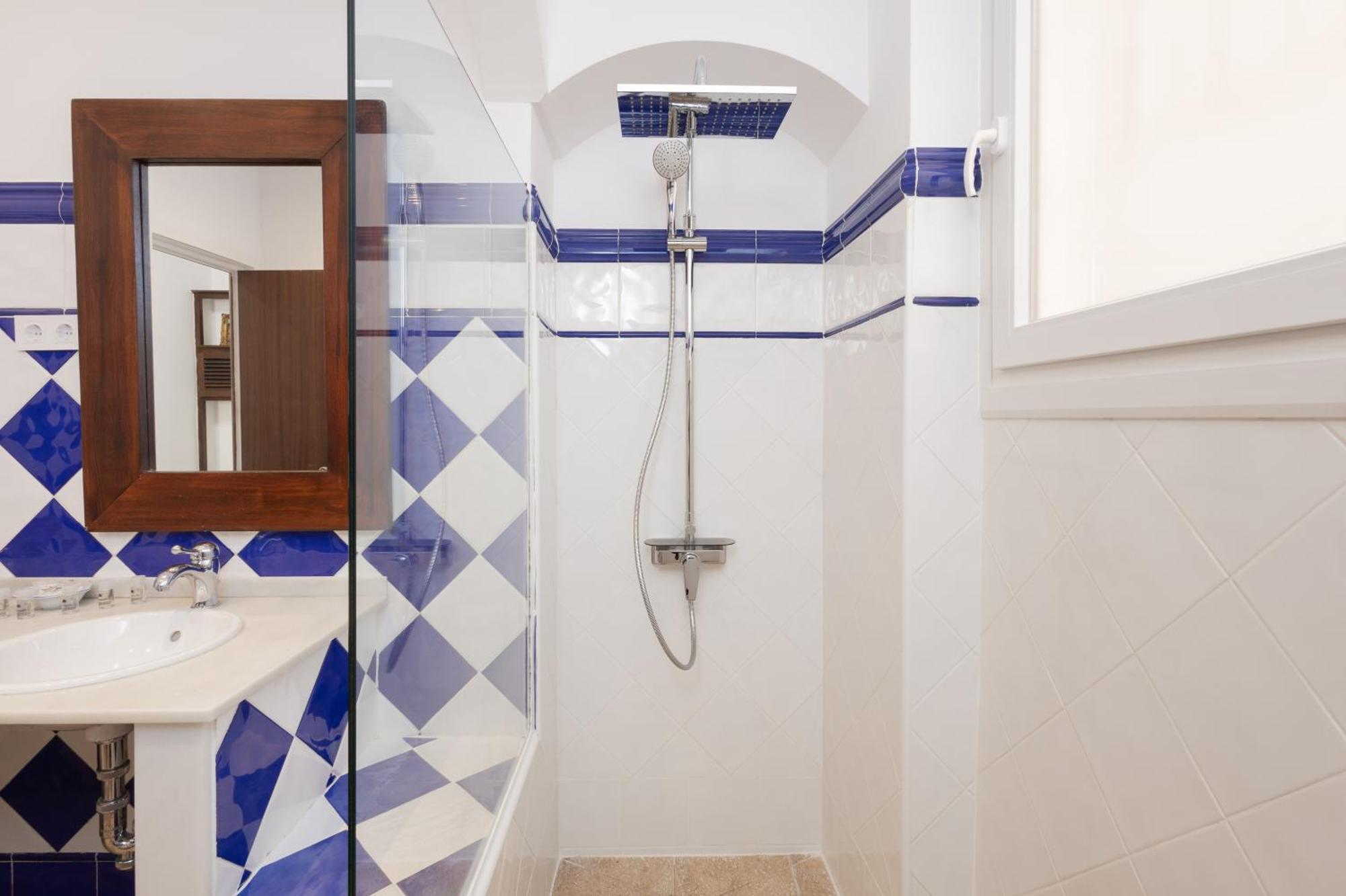 C92 - Rustic Two Bedrooms Apartment With Terrace Malaga Exterior photo